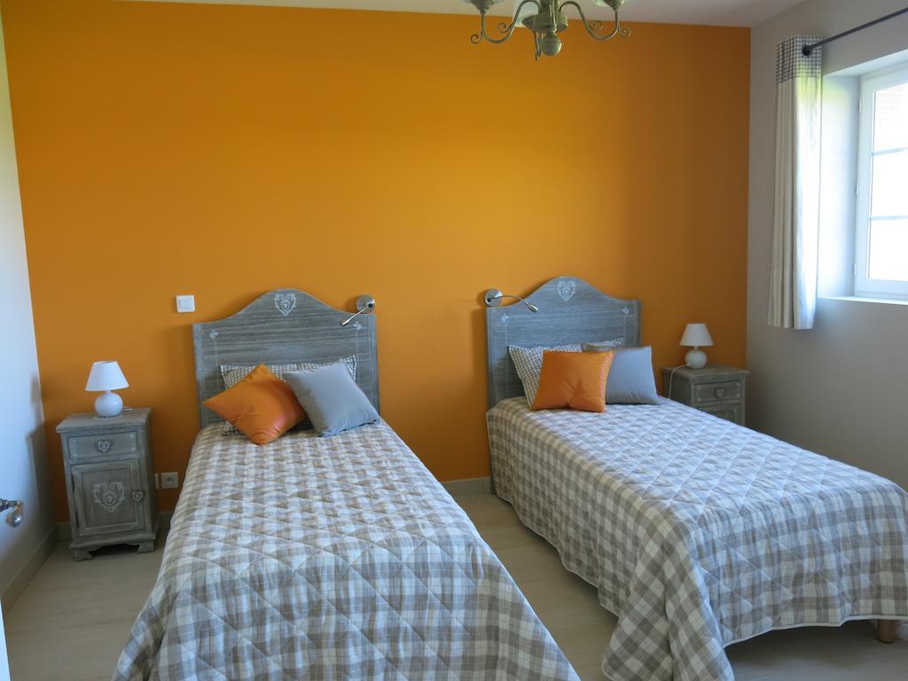 Le Parc De Crecy Bed and Breakfast Tréon Δωμάτιο φωτογραφία