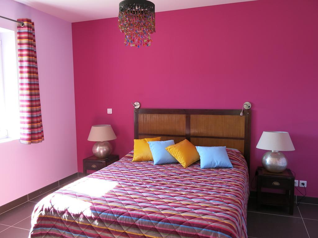 Le Parc De Crecy Bed and Breakfast Tréon Δωμάτιο φωτογραφία